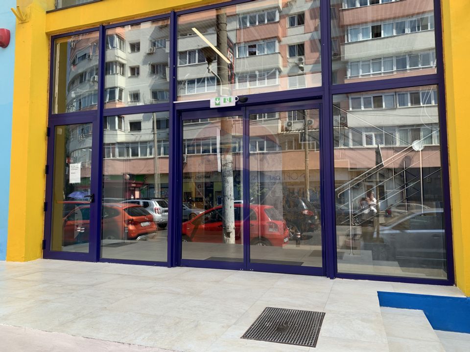 800sq.m Commercial Space for rent, Lacul Tei area