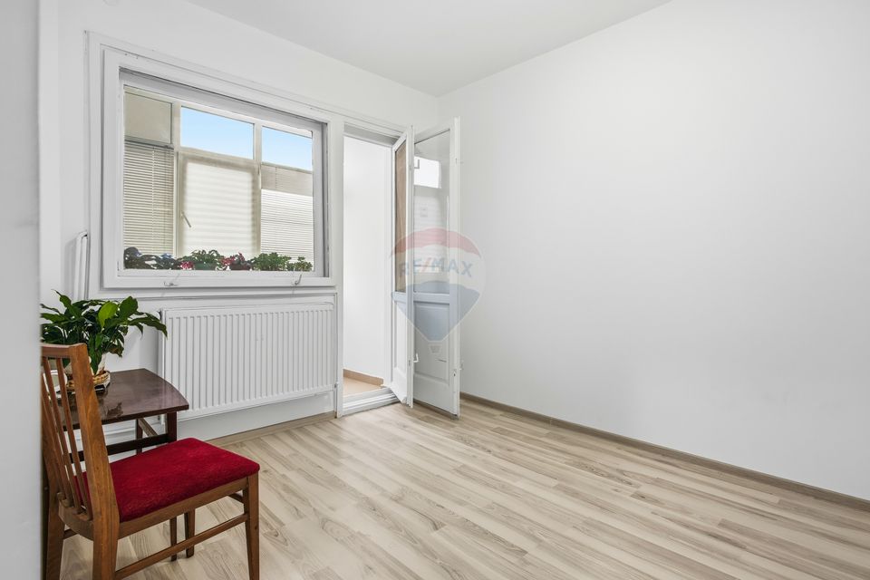 3 room Apartment for sale, Palat area