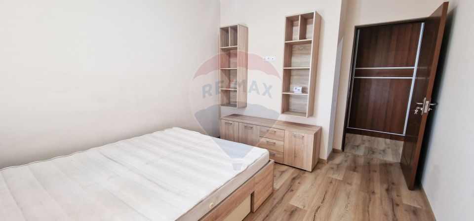 Apartament 3 camere + terasă + parcare, Florești!