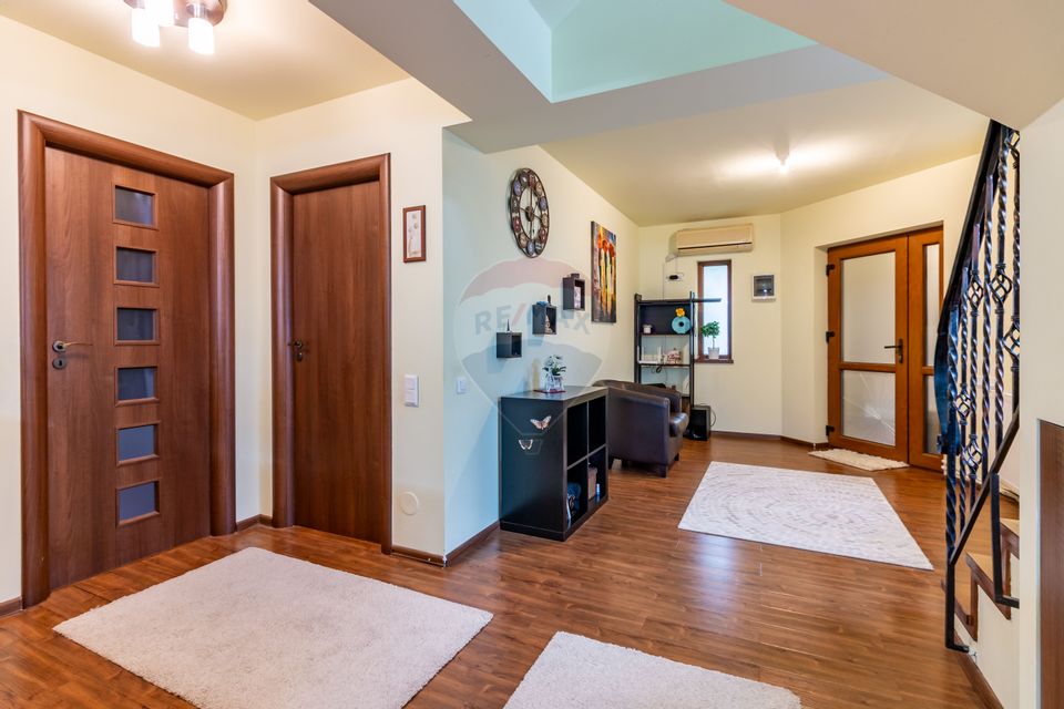 House / Villa in Buftea, all utilities, near the lake, bus, shops