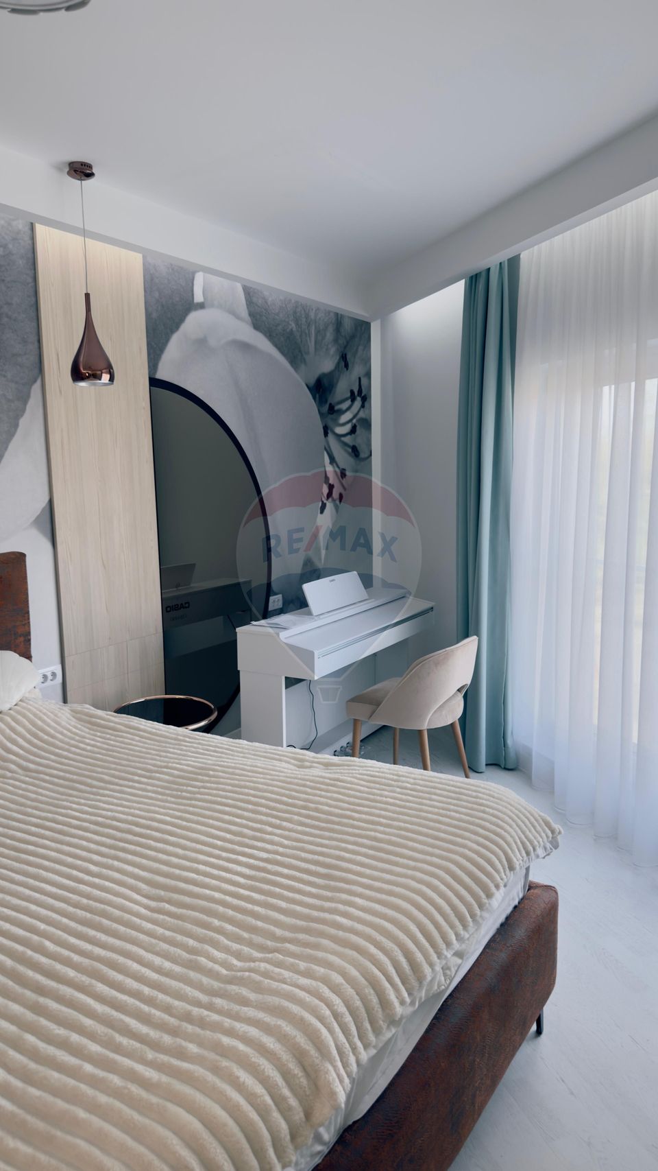 Proprietate premium în Filiași, locuință de lux cu spații comerciale