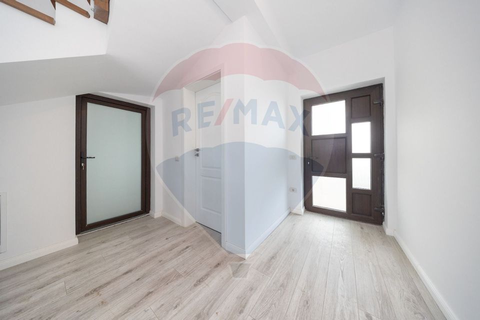 4 room House / Villa for sale