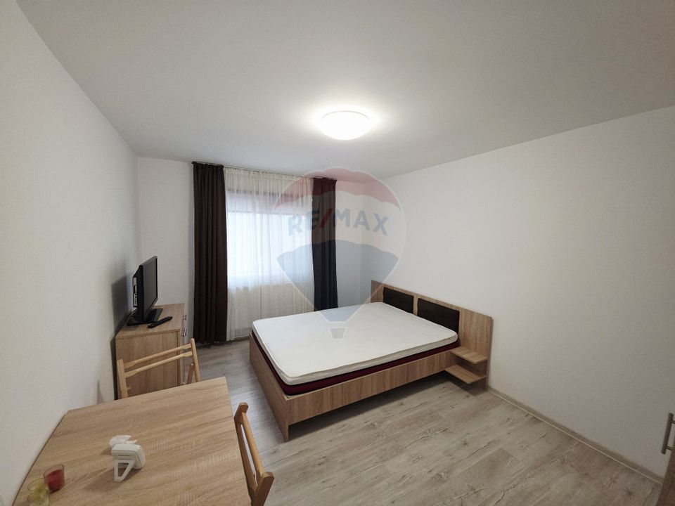 Apartament cu 1 camere în zona 1 Mai