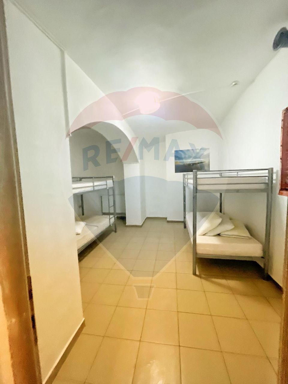 Apartament 2 camere ideal birou sau locuit, la 5minute de Piata Unirii