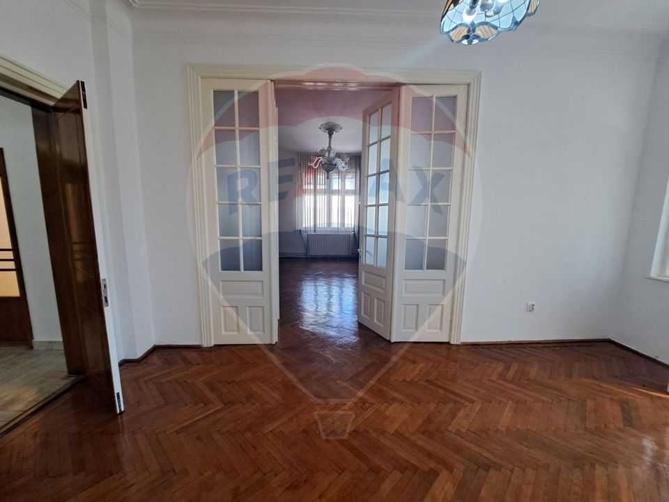 4 room House / Villa for rent, Gara area