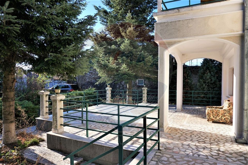 7 room House / Villa for sale, Bucurestii Noi area