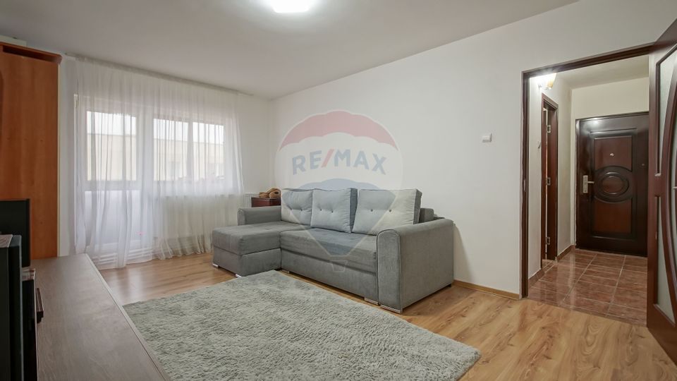 COMISION 0% | Apartament cu 3 camere | Decomandat | Tractorul Cerna |
