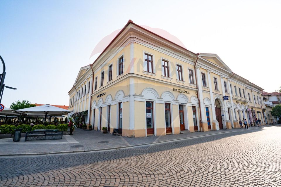 199.7sq.m Commercial Space for rent, Ultracentral area