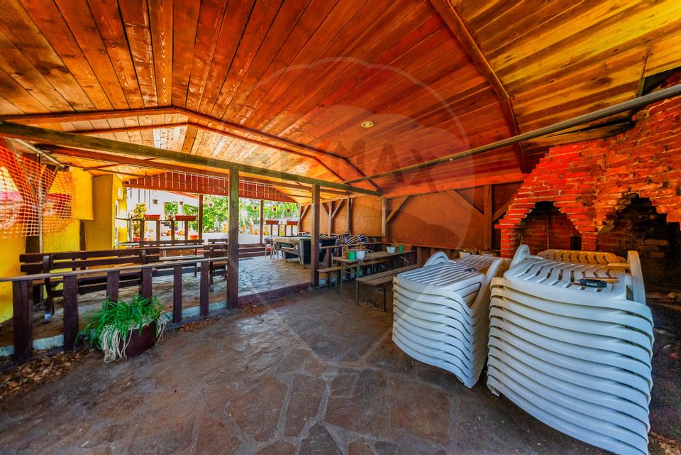 23 room Hotel / Pension for sale