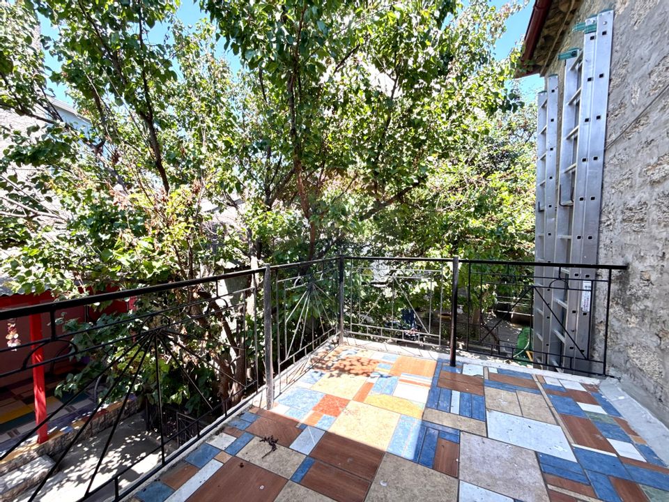 5 room House / Villa for sale, Central area