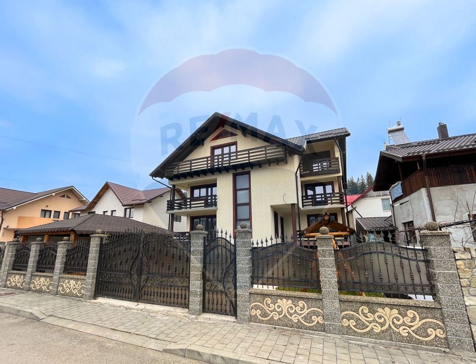 11 room House / Villa for sale, Central area