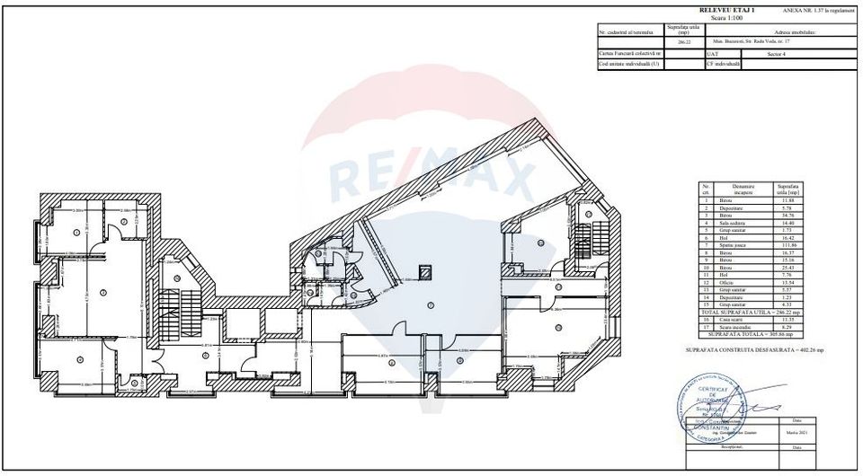 For sale in Unirii area - 1,650sqm office space
