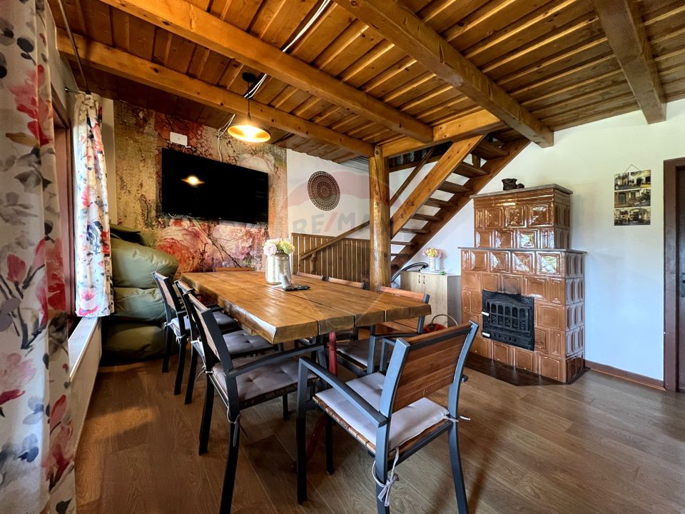 Casă de vacanță, de vânzare, pretabilă locuință sau afacere hotelieră