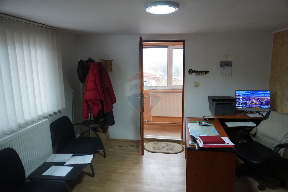 5 room House / Villa for sale