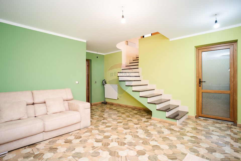 5 room House / Villa for sale, Visani area