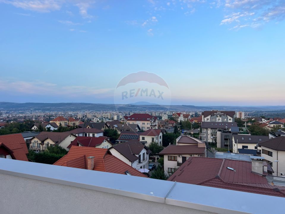 Apartament la prima inchiriere cu grădină si view superb in Buna Ziua