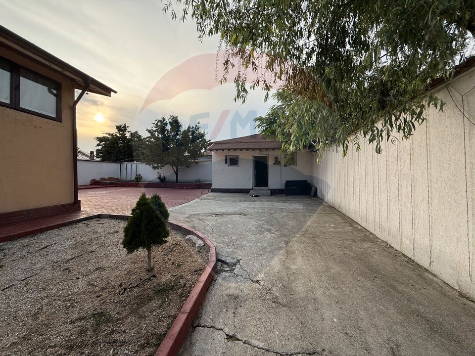 House for sale Glina near Profi / land 587sqm / utilities