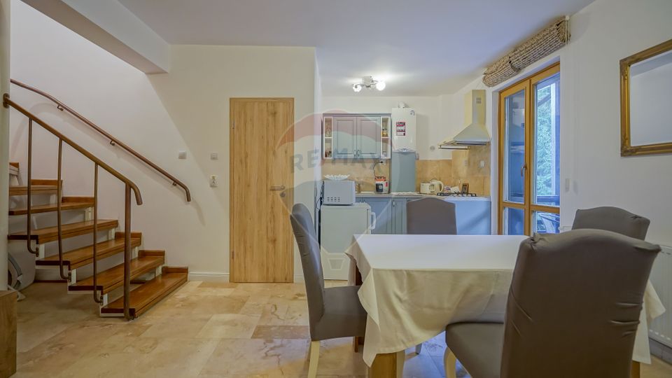 11 room Hotel / Pension for sale