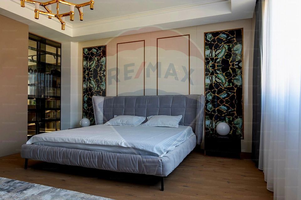 Casă / Vilă cu 4 camere de vânzare în zona Central