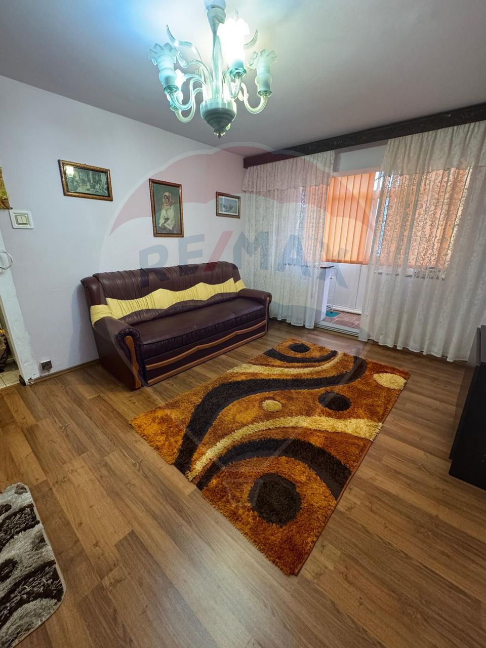3 room Apartment for sale, Craiovita Noua area