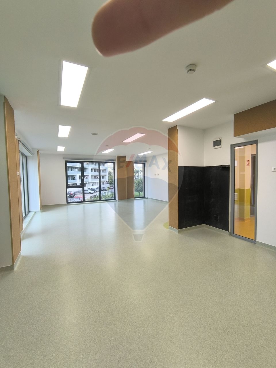 Spațiu servicii educationale de inchiriat