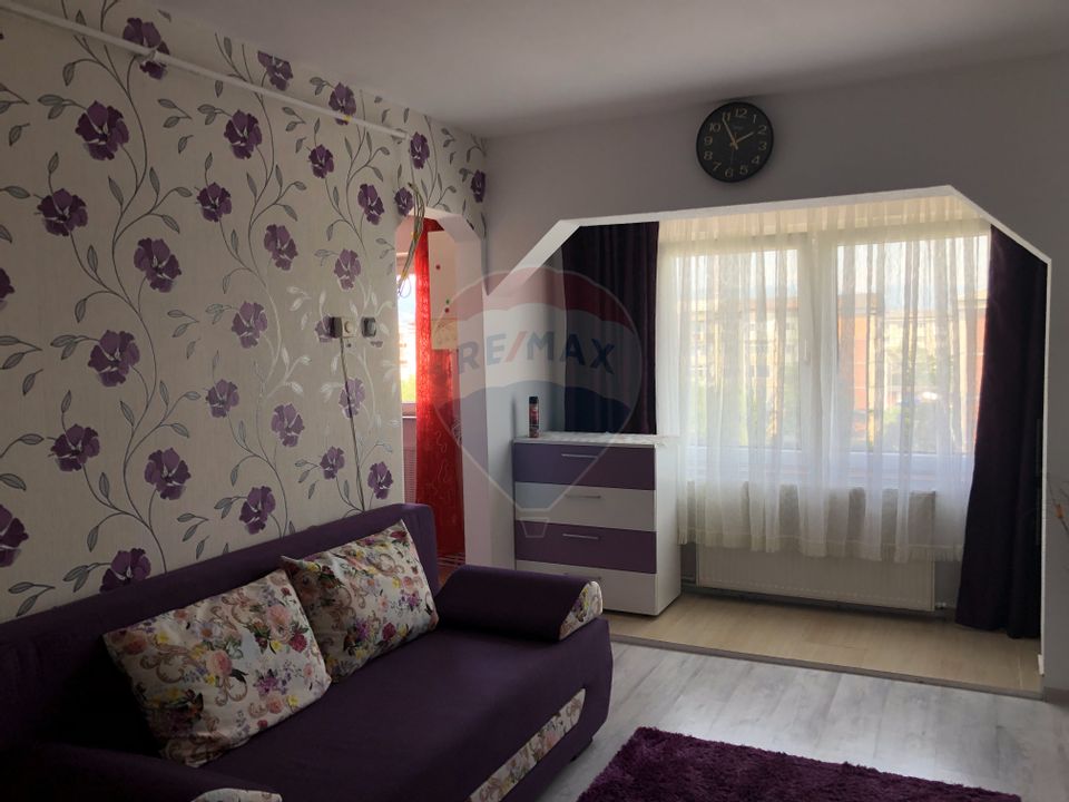 Garsonieră de vânzare