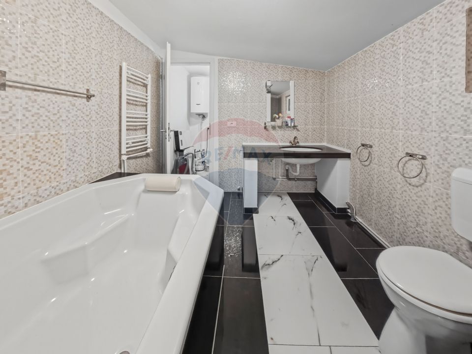 5 room House / Villa for sale