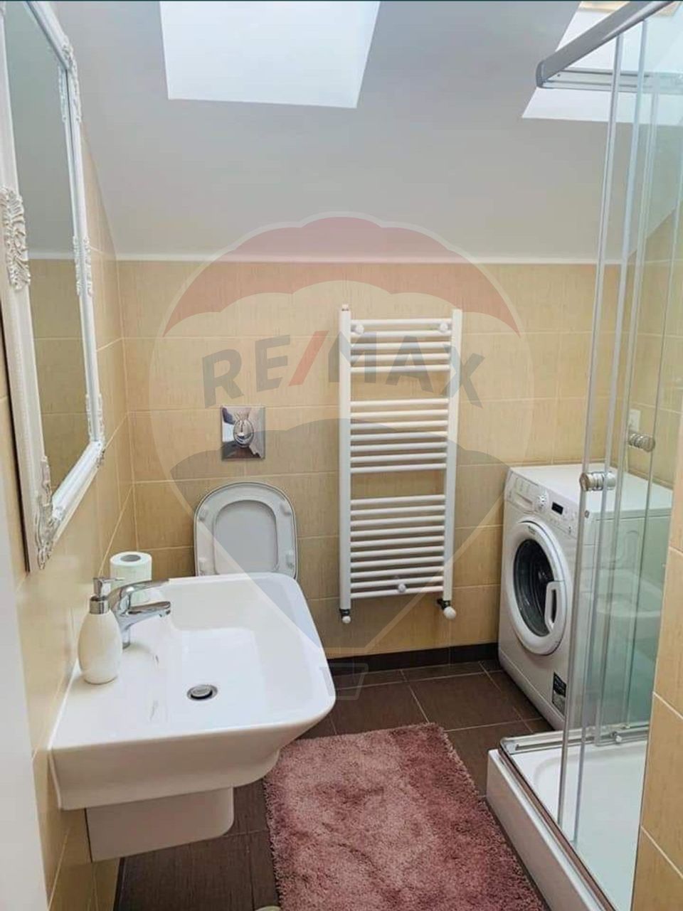 Apartament 3 cam, Otopeni 1km de M 6-1 Mai, 2 loc parcare+100 m curte