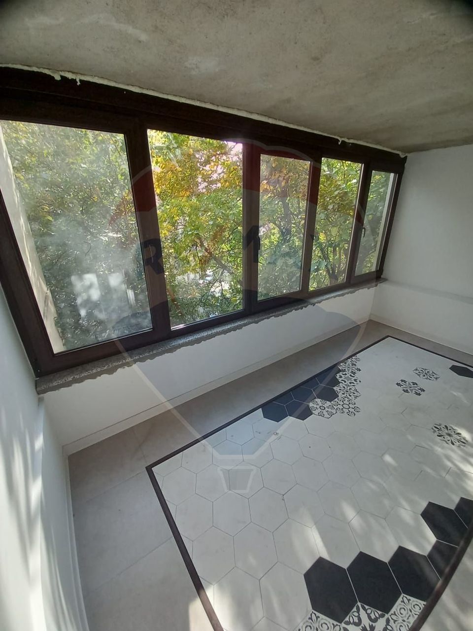 4 camere renovat | vedere fântâni Unirii | Bibescu Vodă | 106 mp