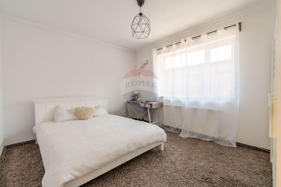 5 room House / Villa for sale