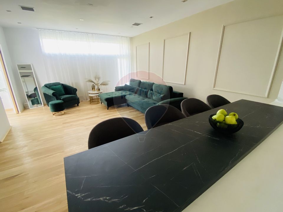 Vila Tunari 5 camere cu Garaj subteran