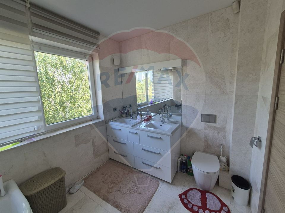 Casă/Vilă de inchiriat în complex cu Piscină ' Jasmin Garden' -Pipera