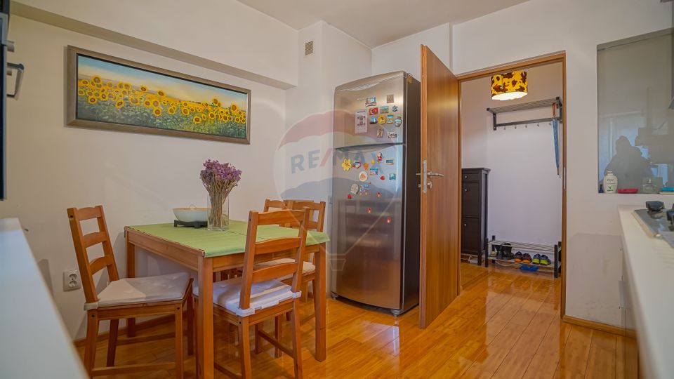 Apartament cu 4 camere, Centrul Civic