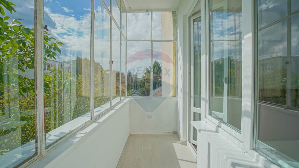 2 room Apartment for rent, Tractorul area