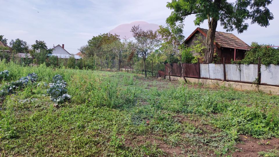 Casă de vanzare in Tarian, la 14 km de Oradea