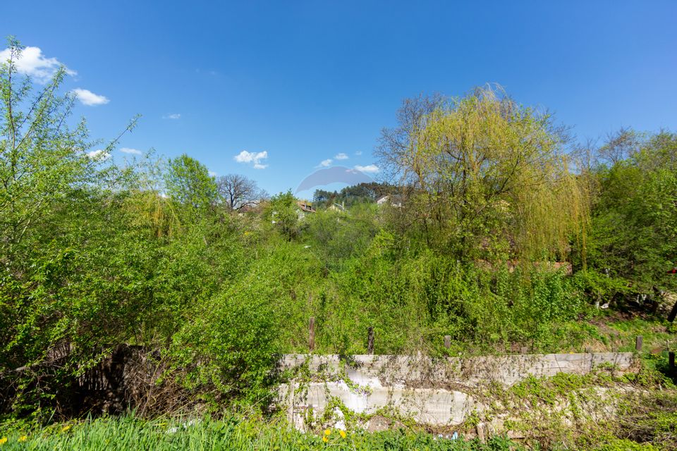 Casă individuala cu priveliste, 5 dormitoare, teren generos Baciu