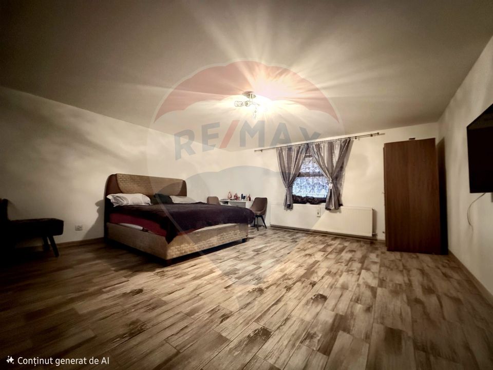 Casă / Vilă cu 5 camere de vânzare