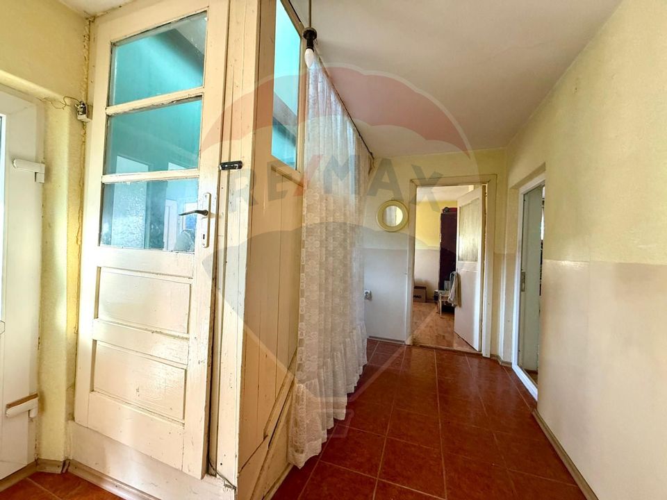 Casa de vanzare Mihail Kogalniceanu teren 524 mp Jud Constanta