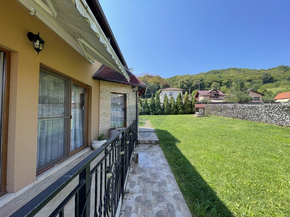 6 room House / Villa for sale