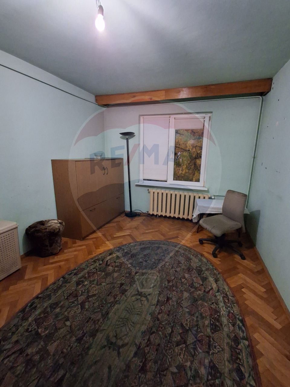 Apartament cu 4 camere de vânzare în zona Iosia