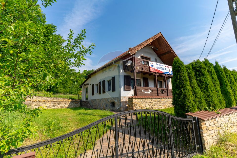 Casă / Vilă noua in Soimus, jud. Hunedoara