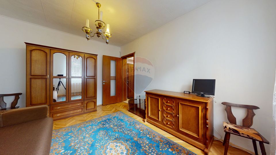 Garsonieră spațioasă 40 mp de închiriat | Karl Lehmann, Brașov |