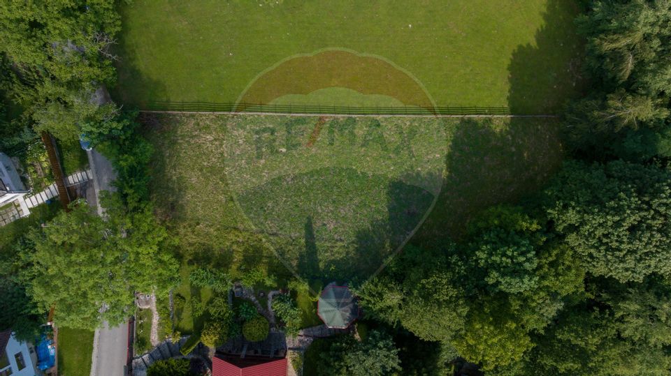 Land 1,566sqm Sacele / Strada 7 Izvoare