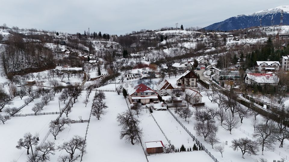 Casă de vacanță/Pensiune | Bran | 728 mp curte