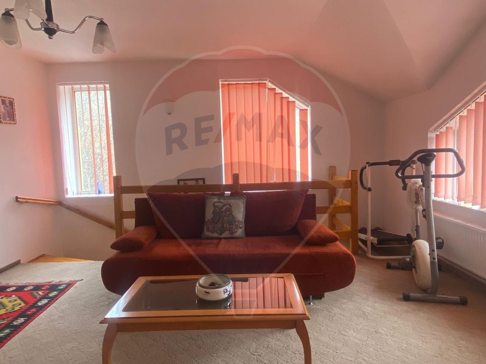 DE VANZARE Casă / Vilă cu 6 camere  Podul Dambovitei/ Arges