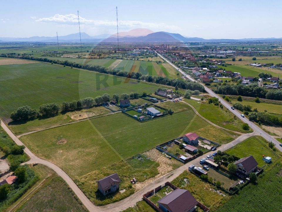 Land 597sqm Bod / Strada Garii