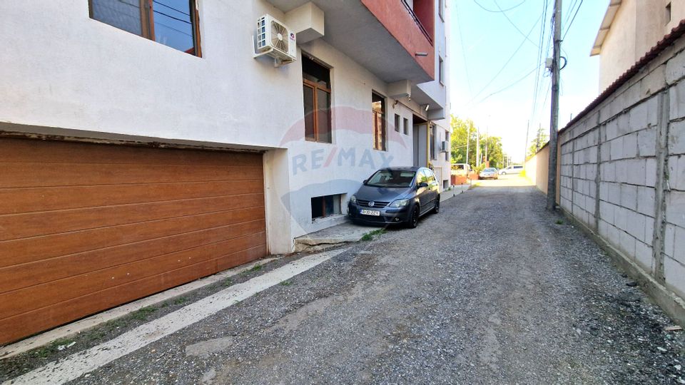 790.35sq.m Commercial Space for sale, Prelungirea Ghencea area