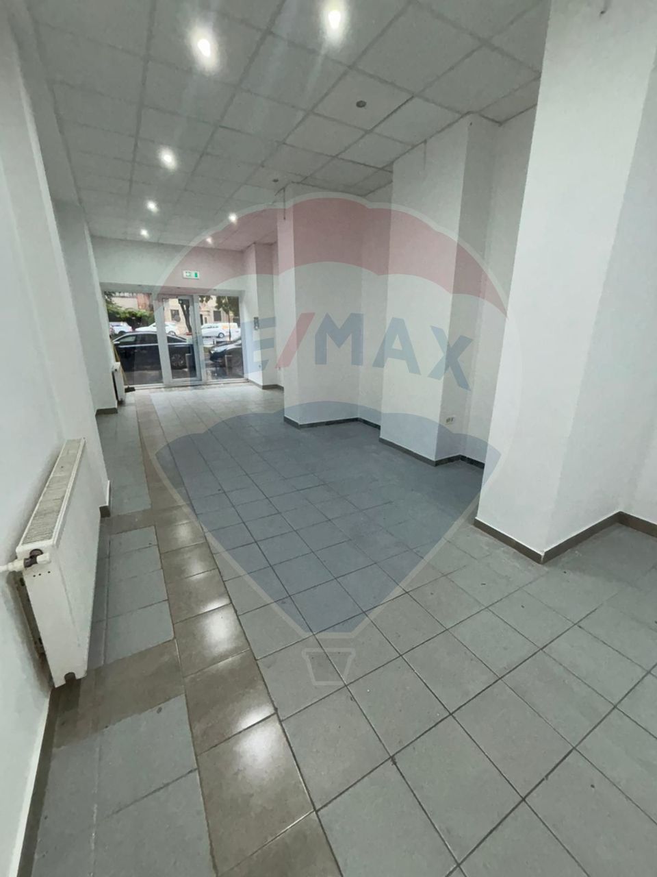 De inchiriat Spațiu comercial stradal zona Universitatii