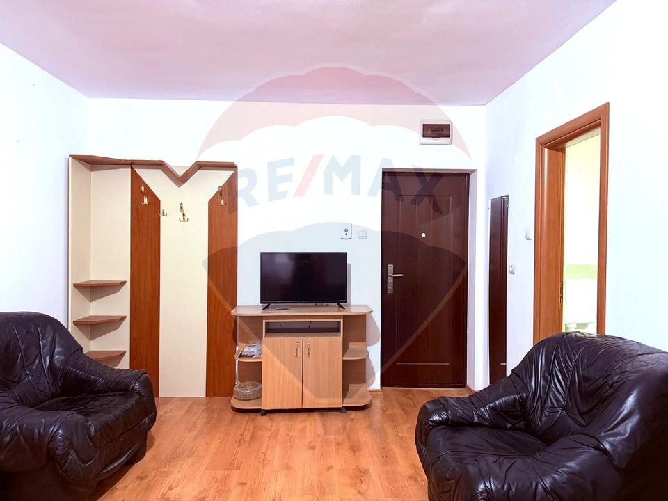 Apartament cu o cameră de închiriat - Cartier Prima Nufărul