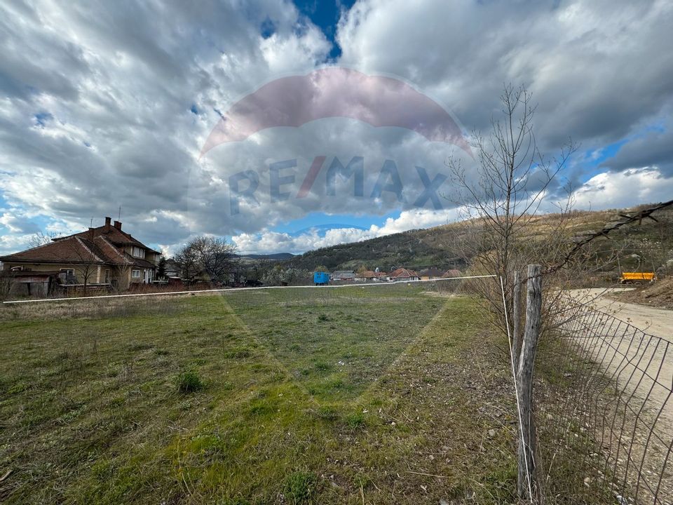 Land 5,500sqm Ilba / Soseaua Principala